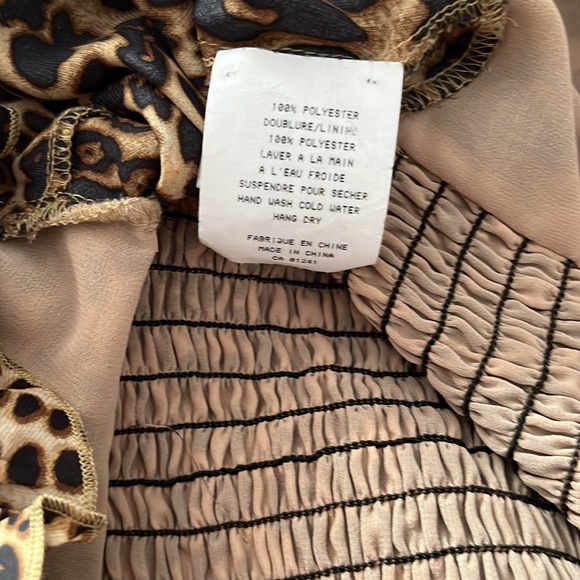 ESSUE LEOPARD PRINT CROPPED TOP - Picture 13 of 15